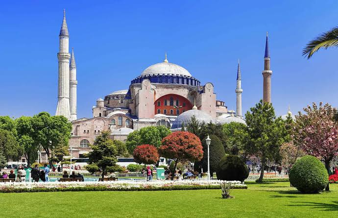 Danıştay kararı ile cami statüsüne kavuşan Ayasofya için Rusya, tepkilerinde