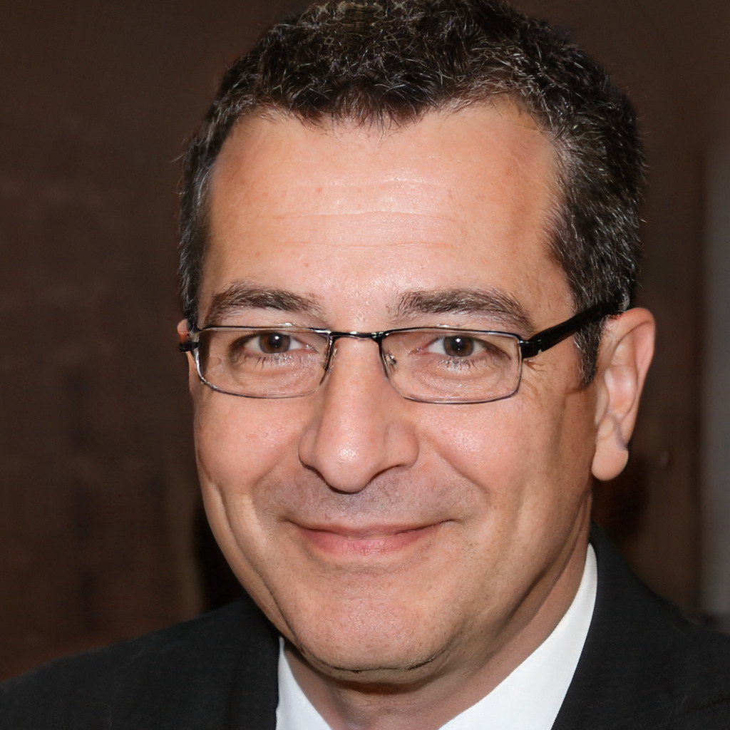 Erhan Yılmaz yazar fotoğrafı